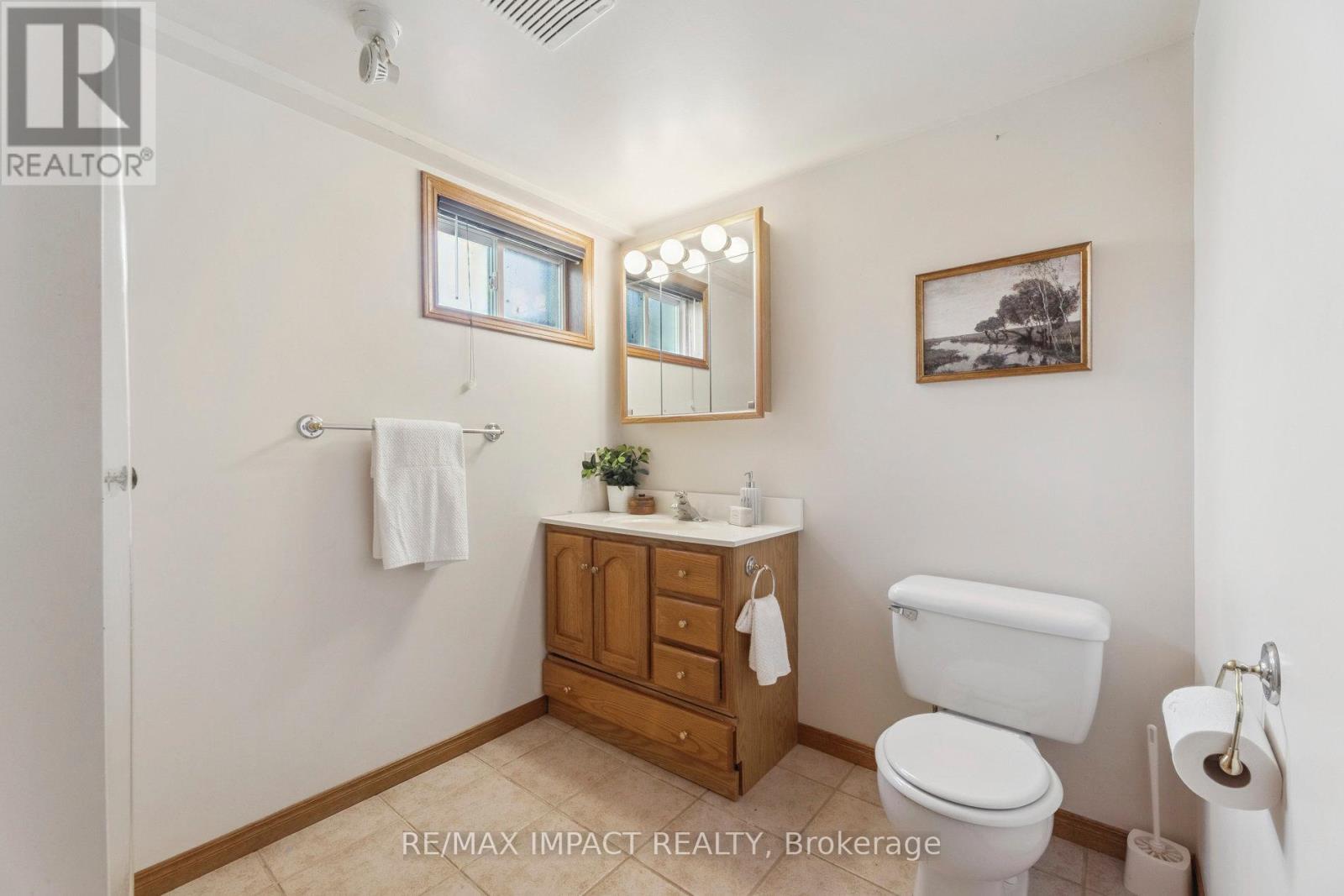 298 Plati Avenue, Douro-Dummer, Ontario  K9L 1C7 - Photo 34 - X12407156