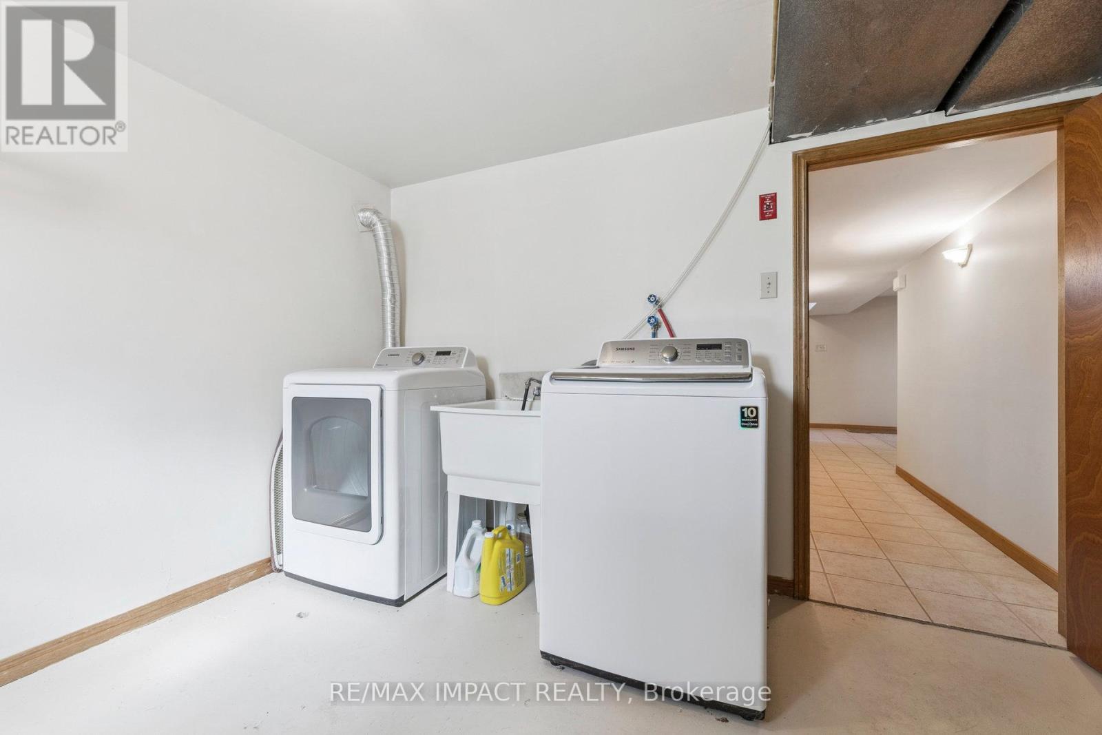 298 Plati Avenue, Douro-Dummer, Ontario  K9L 1C7 - Photo 35 - X12407156