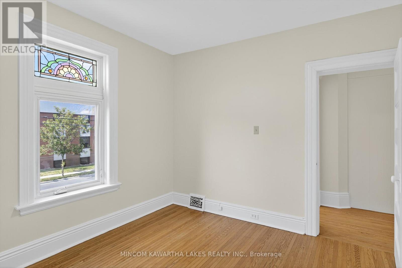 218 Aylmer Street N, Peterborough (Town Ward 3), Ontario  K9J 3K4 - Photo 24 - X12407271