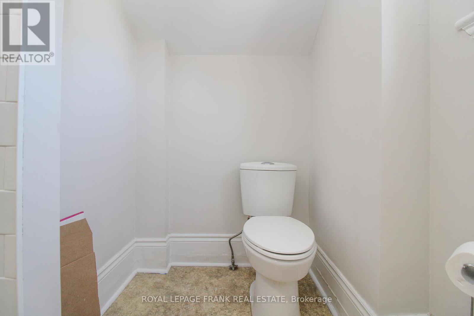 140 Antrim Street, Peterborough (Town Ward 3), Ontario  K9H 3G3 - Photo 25 - X12407336