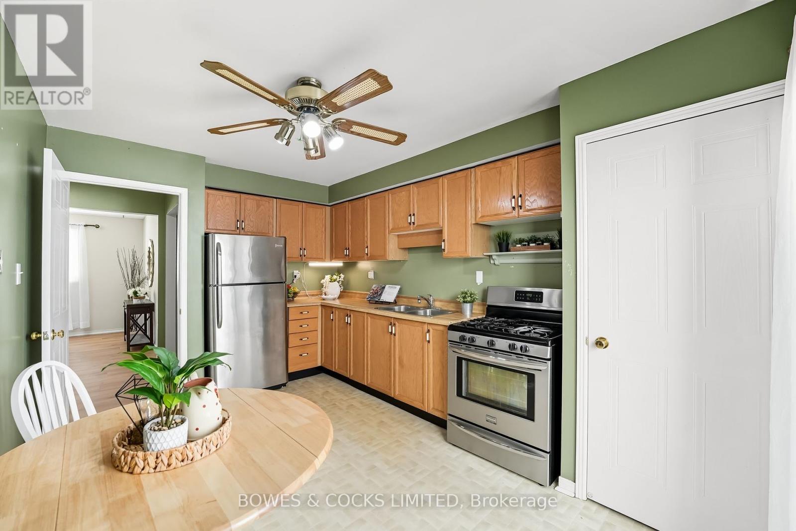 523 Laurie Avenue, Peterborough (Ashburnham Ward 4), Ontario  K9L 1X8 - Photo 17 - X12407559