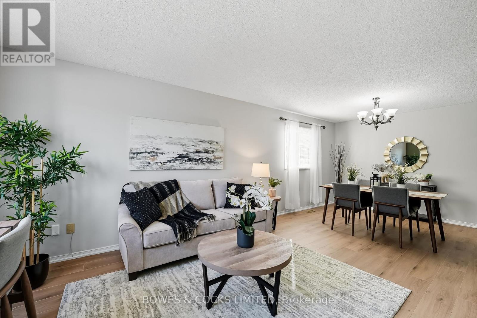 523 Laurie Avenue, Peterborough (Ashburnham Ward 4), Ontario  K9L 1X8 - Photo 9 - X12407559