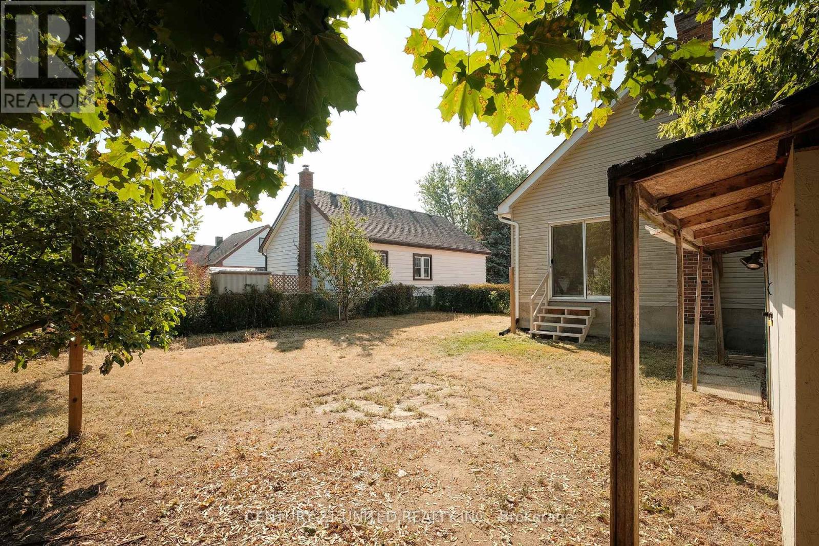 334 Mckellar Street, Peterborough South (West), Ontario  K9J 1P7 - Photo 35 - X12407573