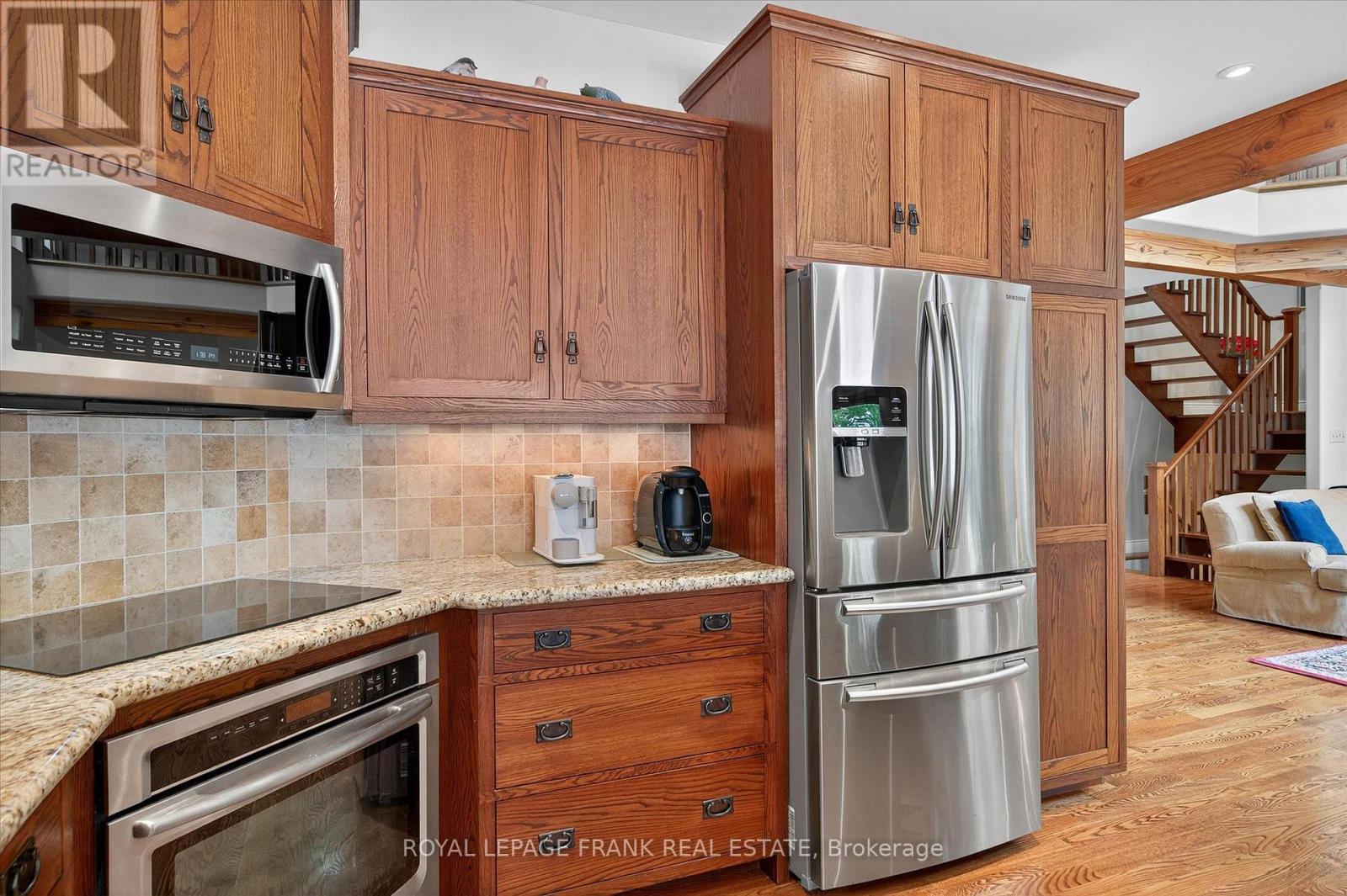 3081 Beachwood Drive, Selwyn, Ontario  K0L 2H0 - Photo 16 - X12407860