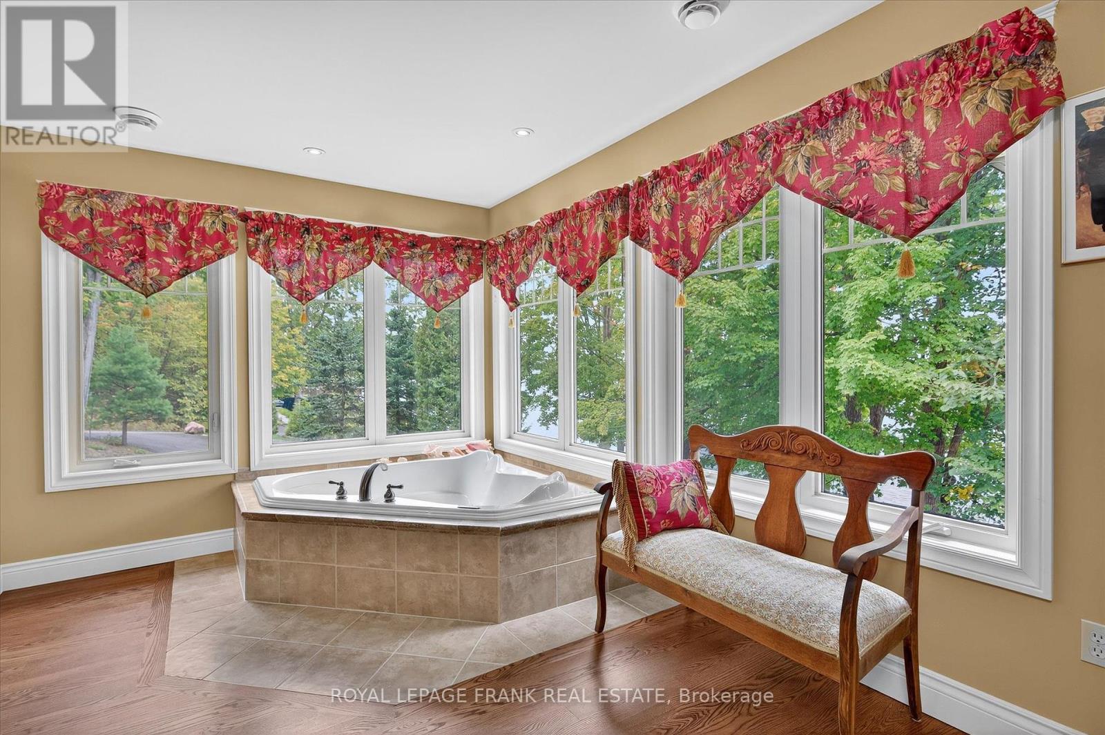 3081 Beachwood Drive, Selwyn, Ontario  K0L 2H0 - Photo 39 - X12407860