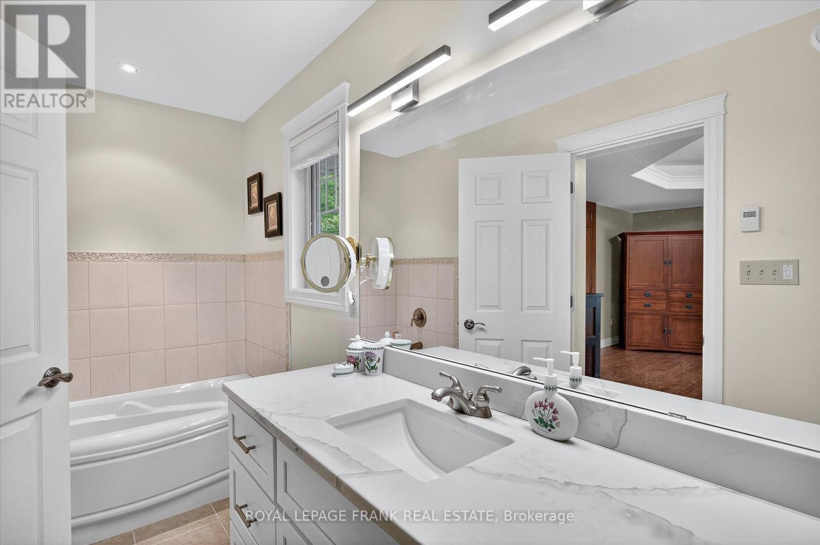 3081 Beachwood Drive, Selwyn, Ontario  K0L 2H0 - Photo 41 - X12407860