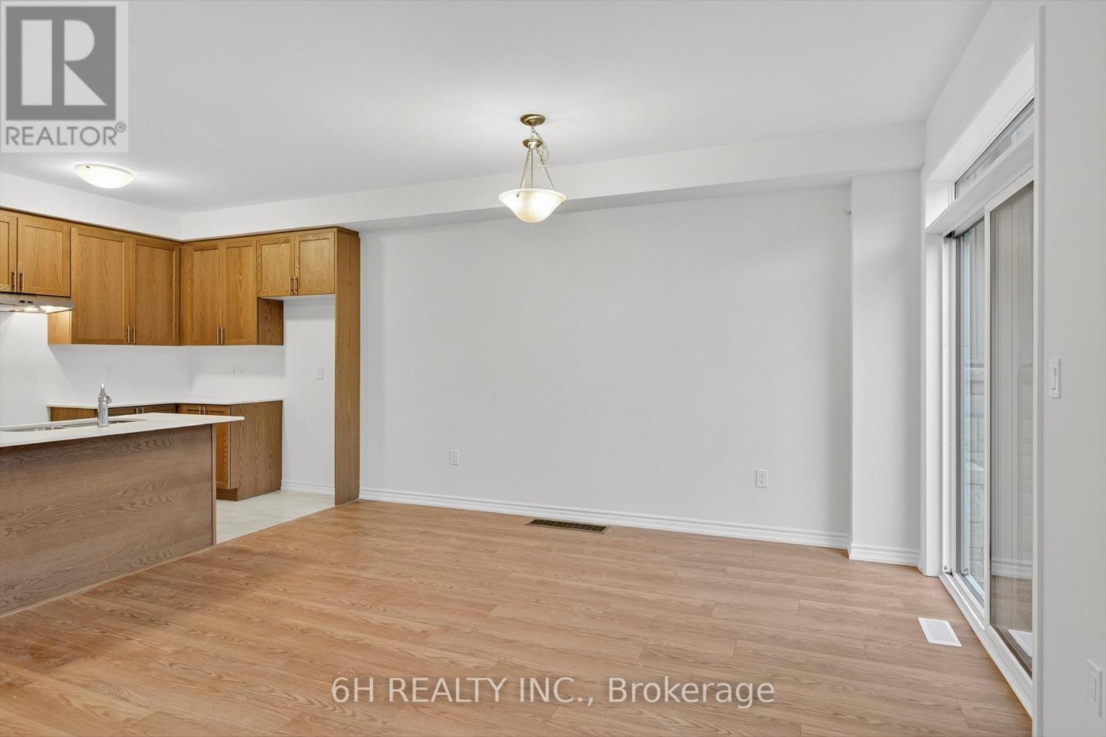 736 Carpenter Trail, Peterborough (Monaghan Ward 2), Ontario  K9K 0J3 - Photo 17 - X12407723