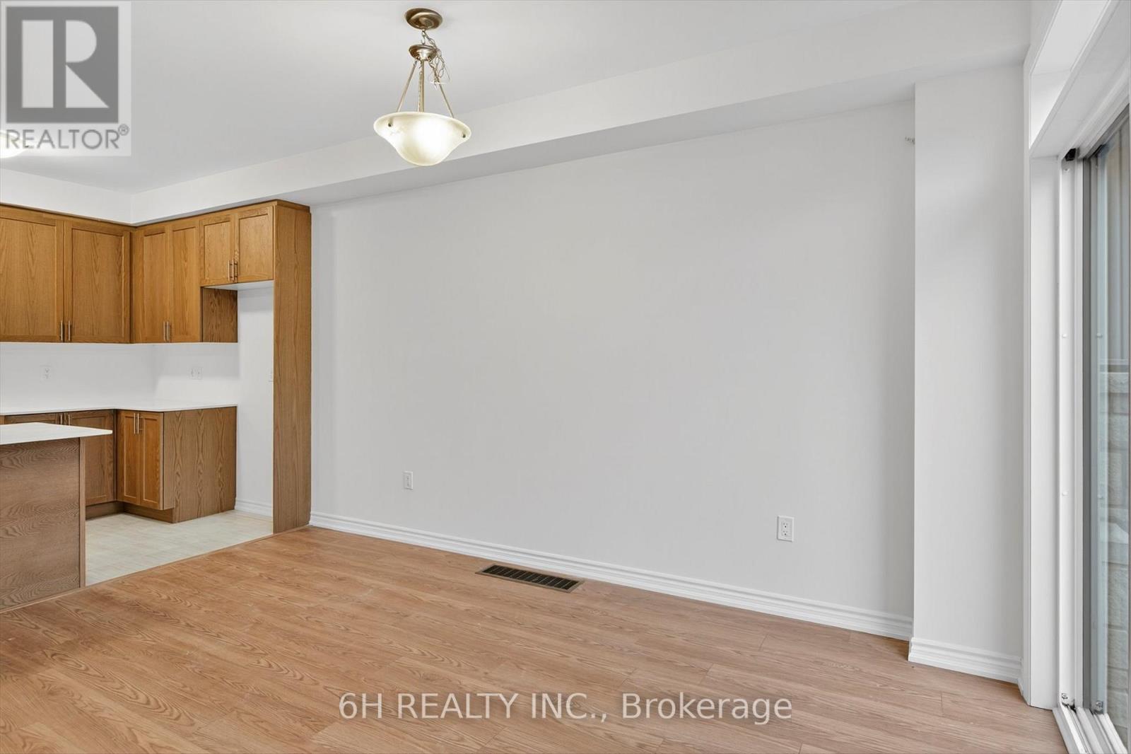 736 Carpenter Trail, Peterborough (Monaghan Ward 2), Ontario  K9K 0J3 - Photo 19 - X12407723