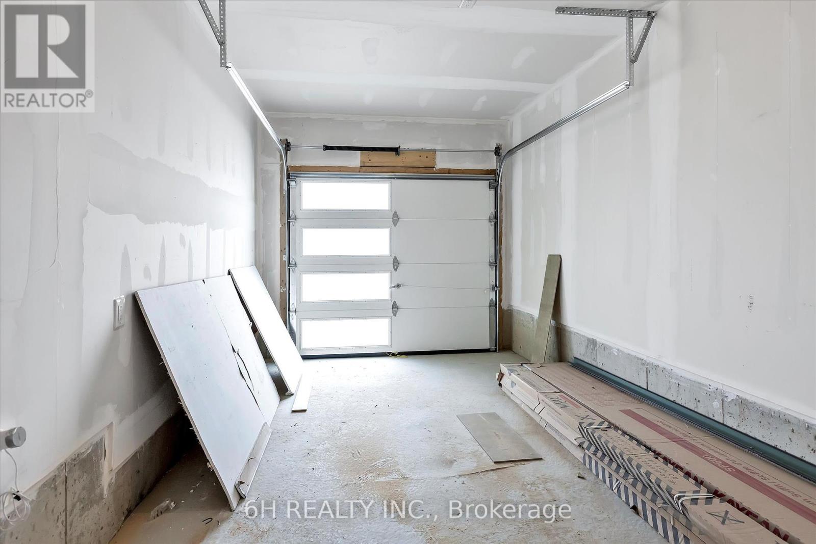 145 Pike Street, Peterborough (Monaghan Ward 2), Ontario  K9K 0J5 - Photo 25 - X12407726