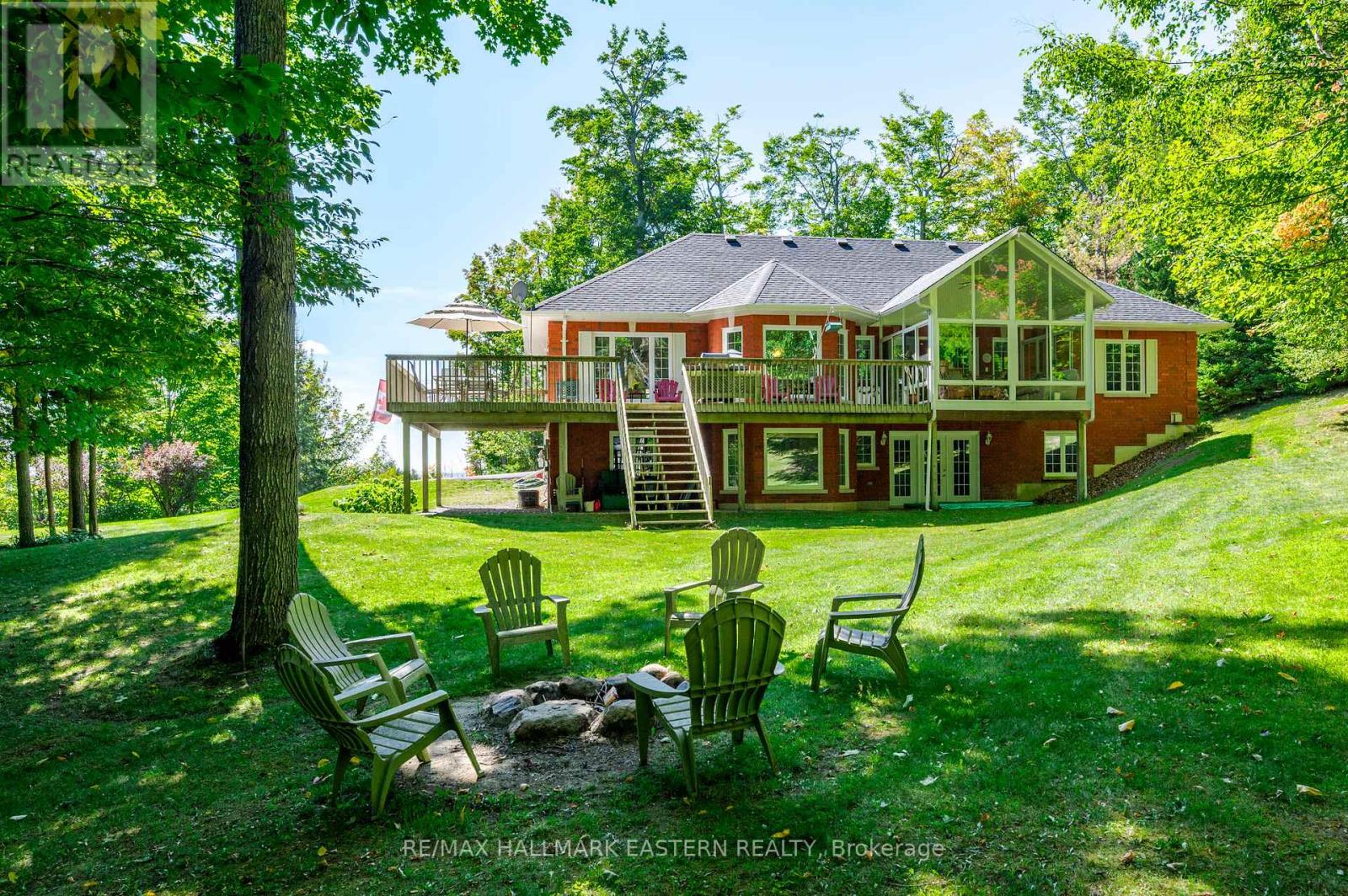 27 Woodland Trail, Kawartha Lakes (Manvers), Ontario  K0L 1A0 - Photo 42 - X12408127