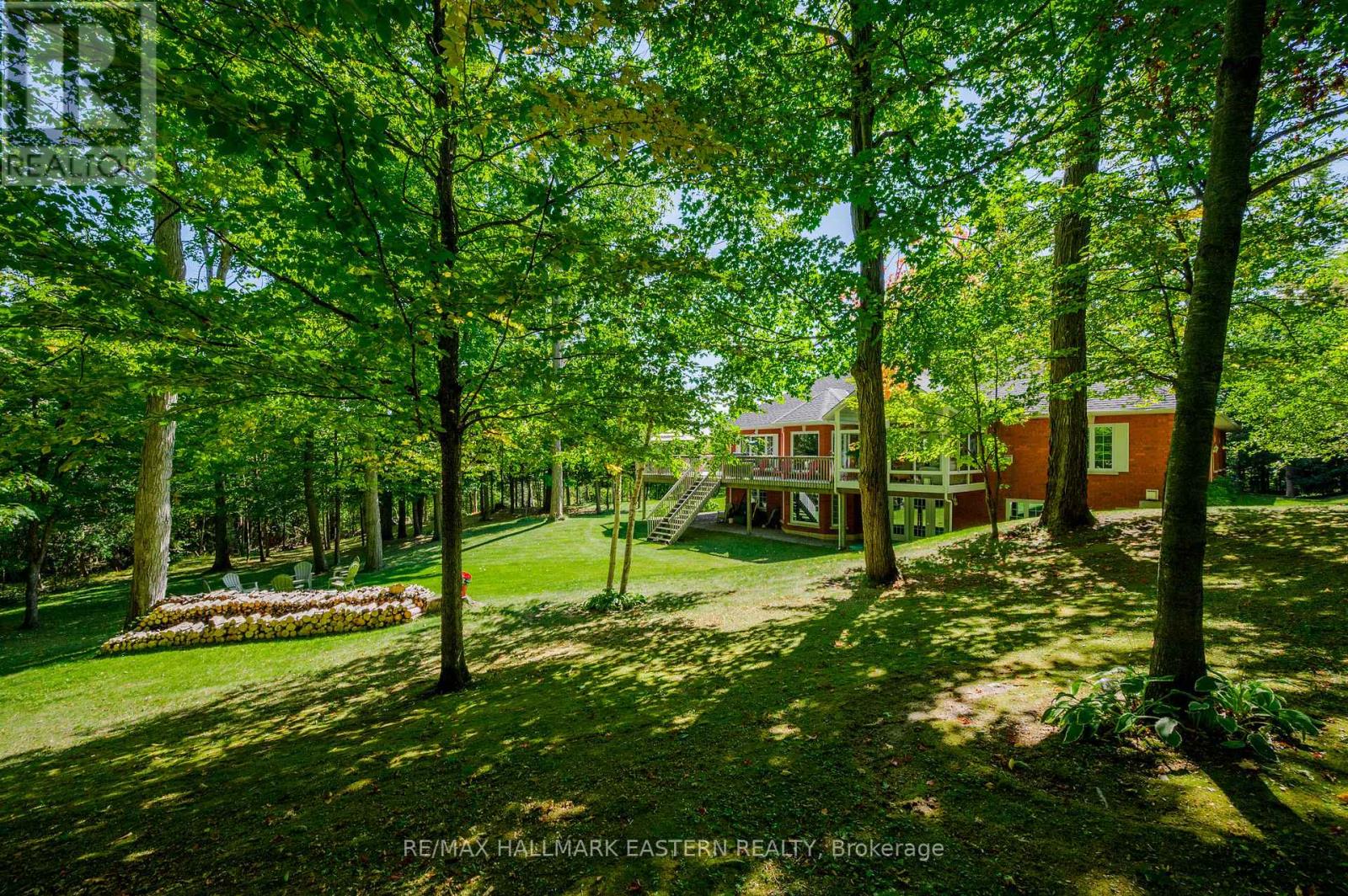 27 Woodland Trail, Kawartha Lakes (Manvers), Ontario  K0L 1A0 - Photo 44 - X12408127