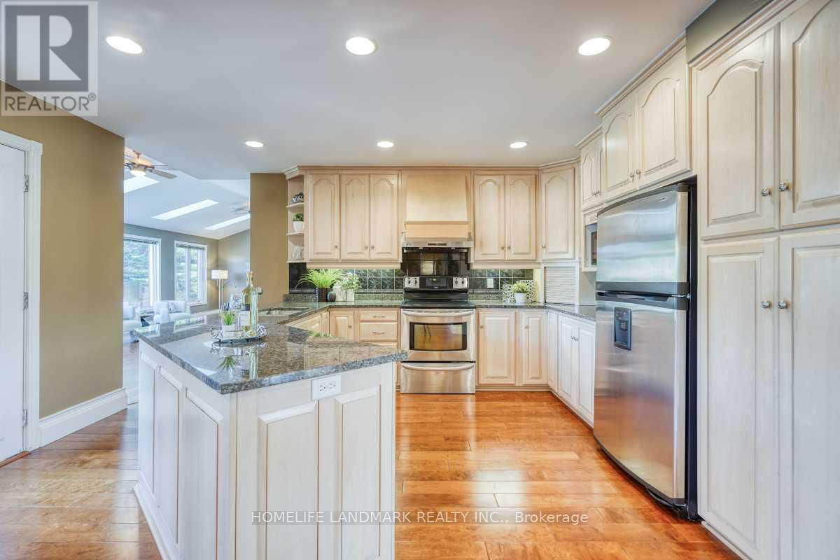1740 Waddell Avenue, Peterborough (Otonabee Ward 1), Ontario  K9K 2G5 - Photo 19 - X12408331