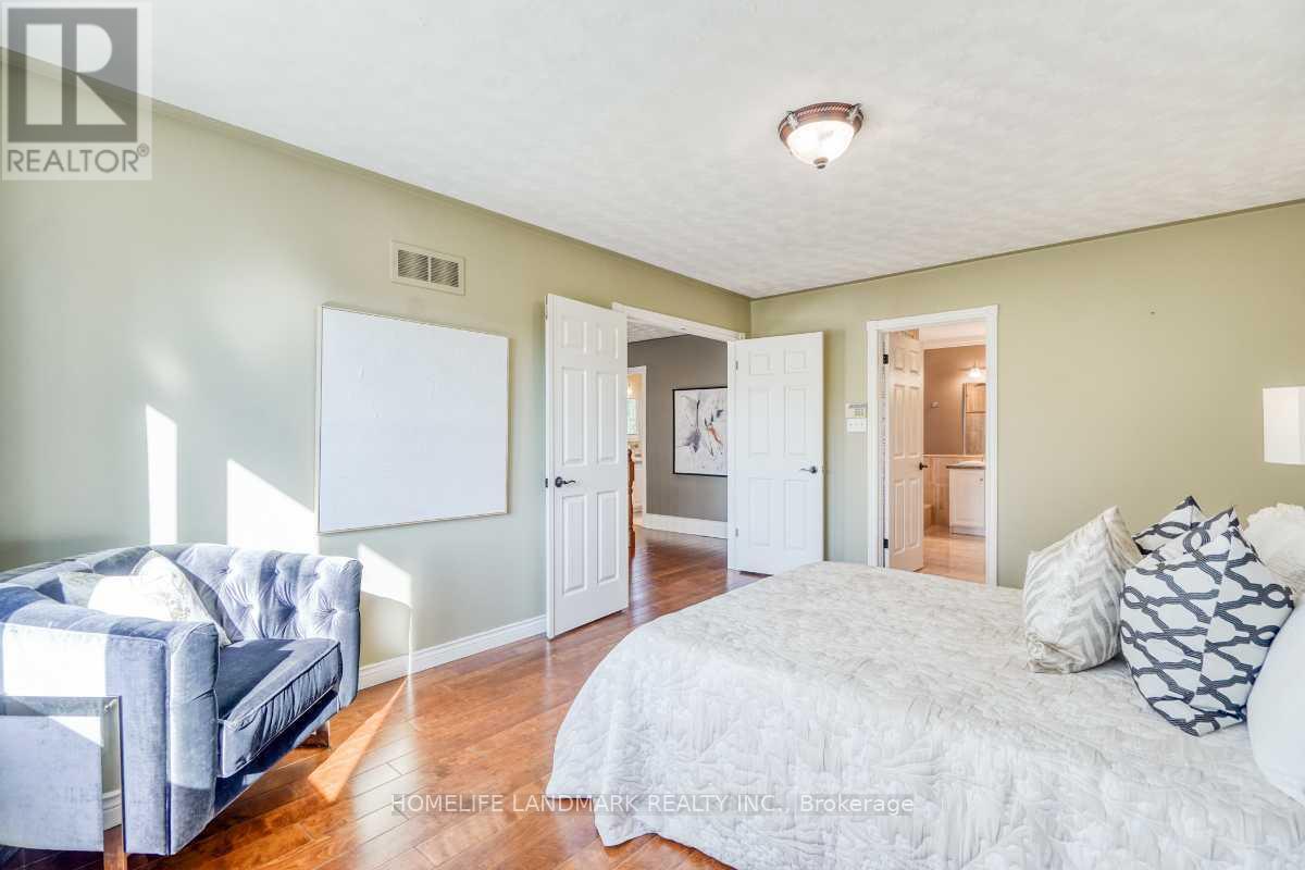 1740 Waddell Avenue, Peterborough (Otonabee Ward 1), Ontario  K9K 2G5 - Photo 26 - X12408331