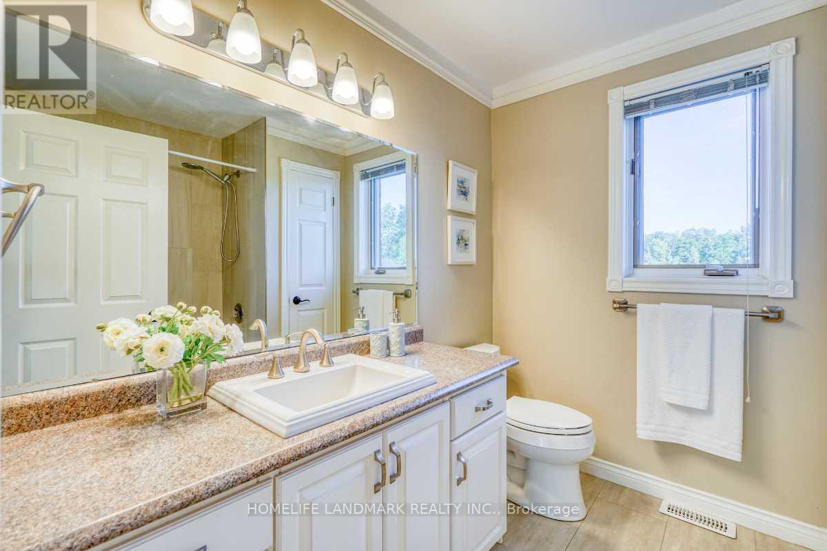 1740 Waddell Avenue, Peterborough (Otonabee Ward 1), Ontario  K9K 2G5 - Photo 34 - X12408331