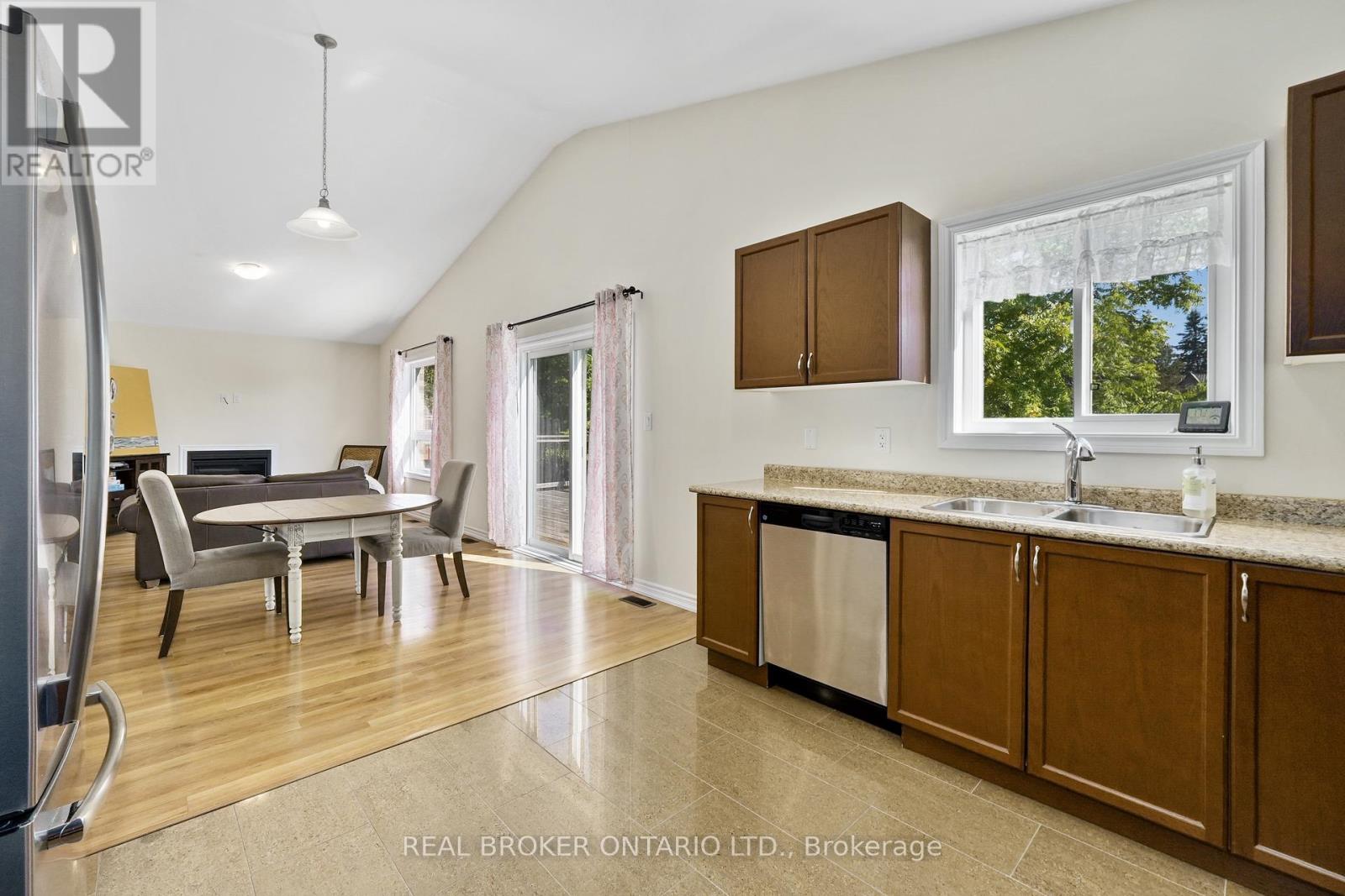 11 Old Trafford Drive, Trent Hills (Hastings), Ontario  K0L 1Y0 - Photo 14 - X12408416