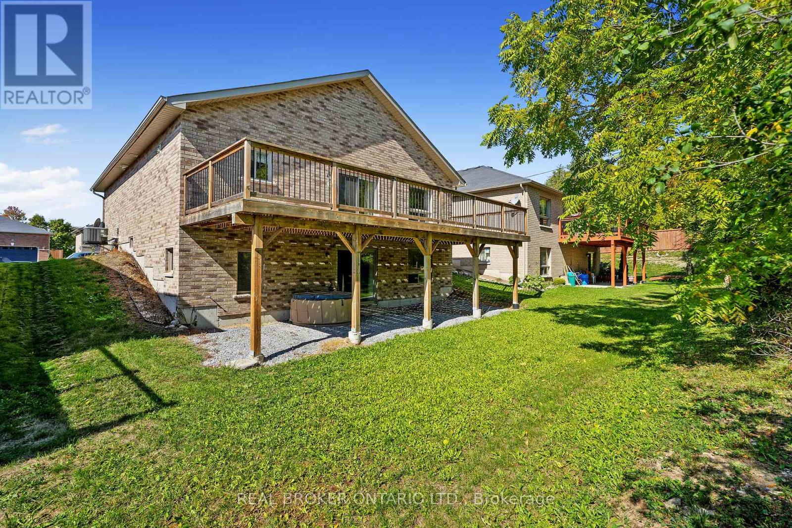 11 Old Trafford Drive, Trent Hills (Hastings), Ontario  K0L 1Y0 - Photo 4 - X12408416