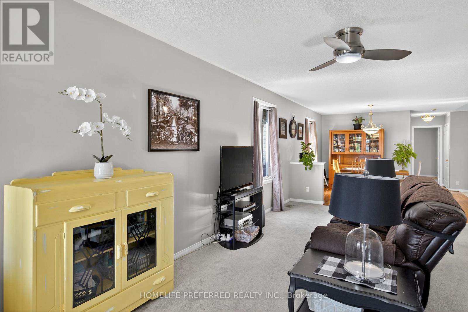 955 Ralphson Crescent, Peterborough (Otonabee Ward 1), Ontario  K9J 8R5 - Photo 10 - X12408495