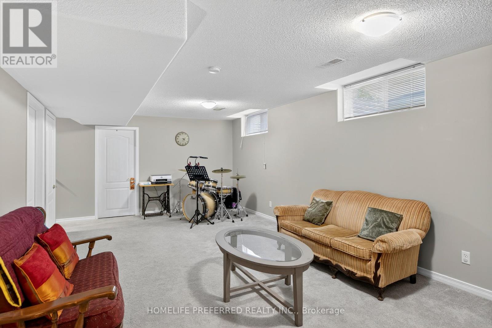 955 Ralphson Crescent, Peterborough (Otonabee Ward 1), Ontario  K9J 8R5 - Photo 29 - X12408495