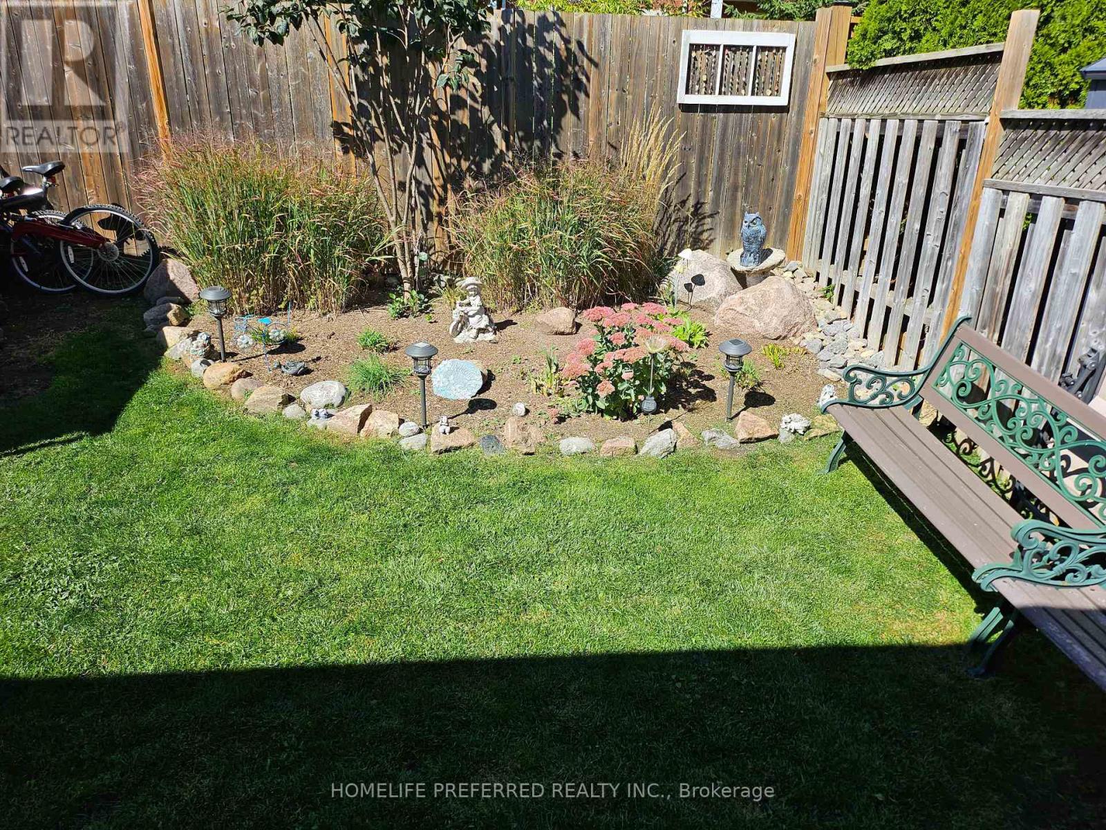 955 Ralphson Crescent, Peterborough (Otonabee Ward 1), Ontario  K9J 8R5 - Photo 39 - X12408495