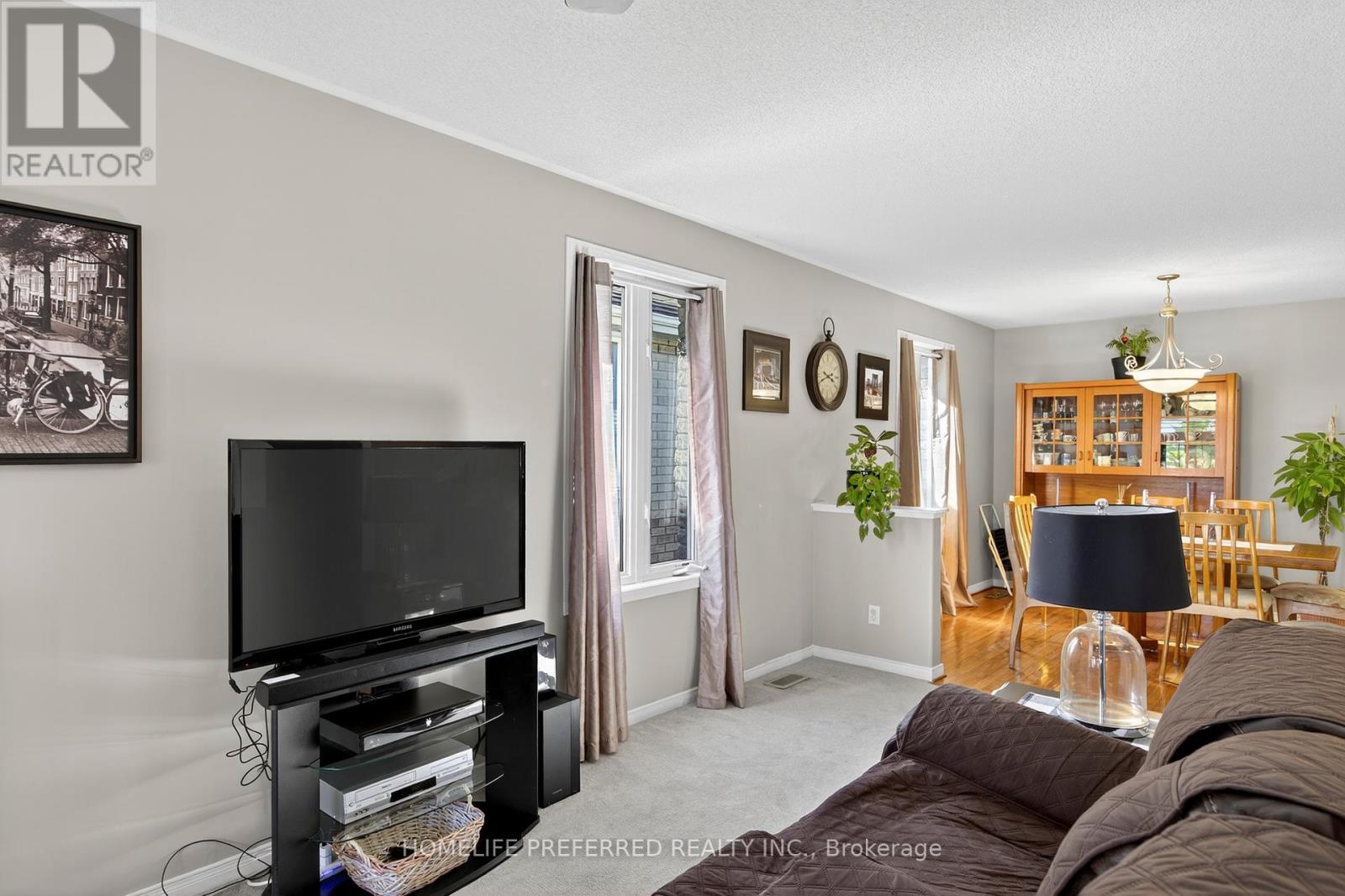 955 Ralphson Crescent, Peterborough (Otonabee Ward 1), Ontario  K9J 8R5 - Photo 8 - X12408495