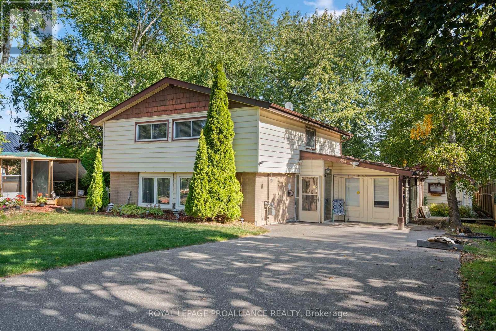 394 Sunset Boulevard, Clarington (Newcastle), Ontario  L1B 1C8 - Photo 2 - E12408691