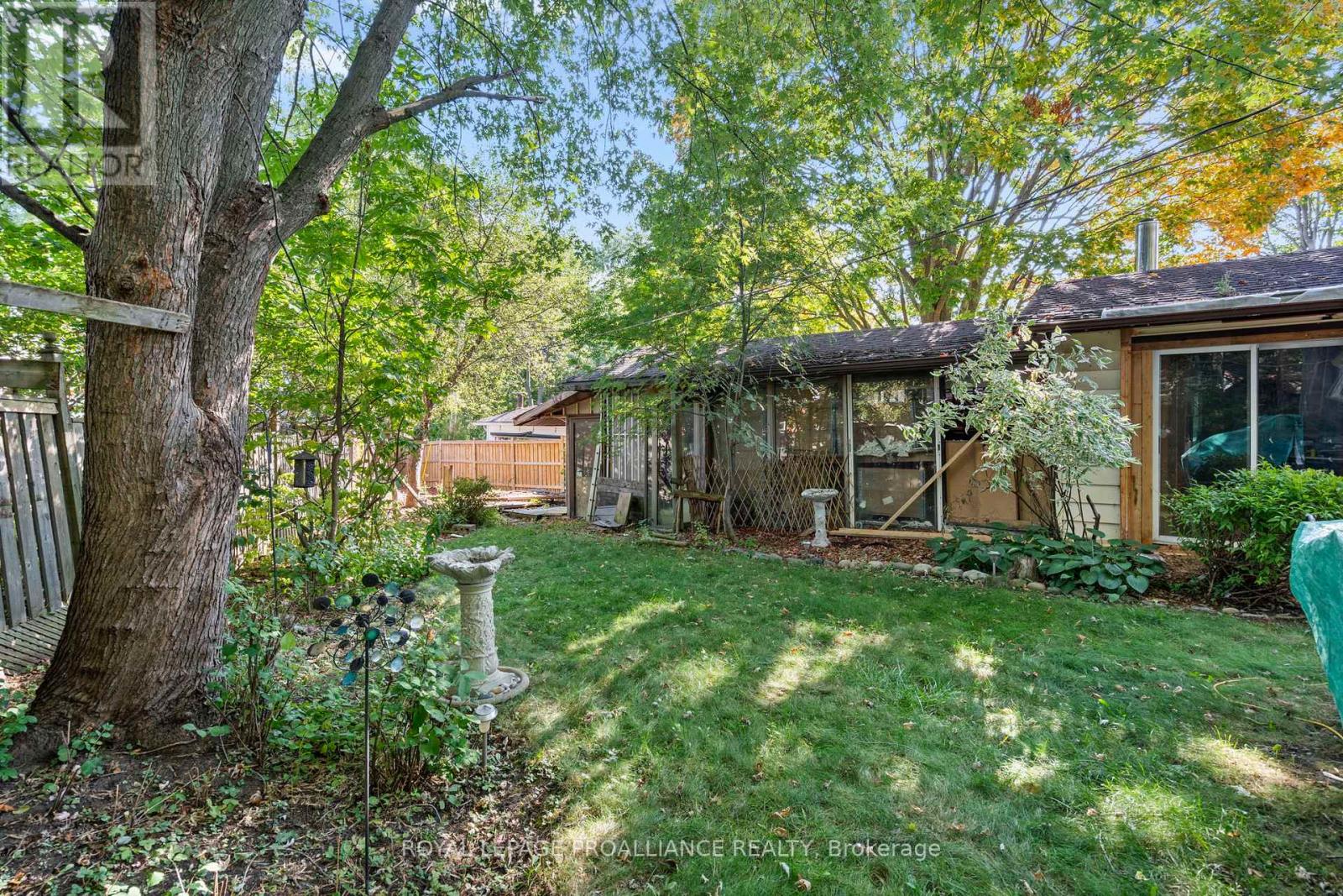 394 Sunset Boulevard, Clarington (Newcastle), Ontario  L1B 1C8 - Photo 33 - E12408691
