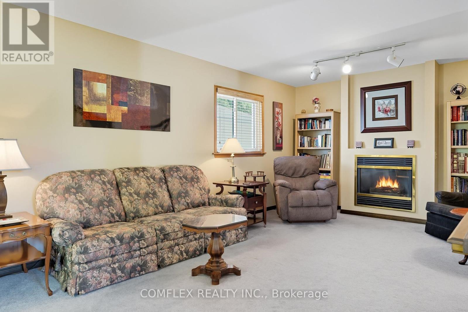 229 Middlefield Road, Peterborough (Ashburnham Ward 4), Ontario  K9J 8H4 - Photo 11 - X12408723