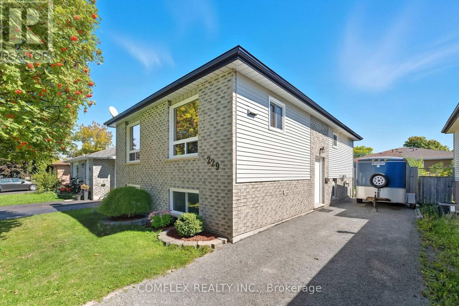 229 Middlefield Road, Peterborough (Ashburnham Ward 4), Ontario  K9J 8H4 - Photo 3 - X12408723