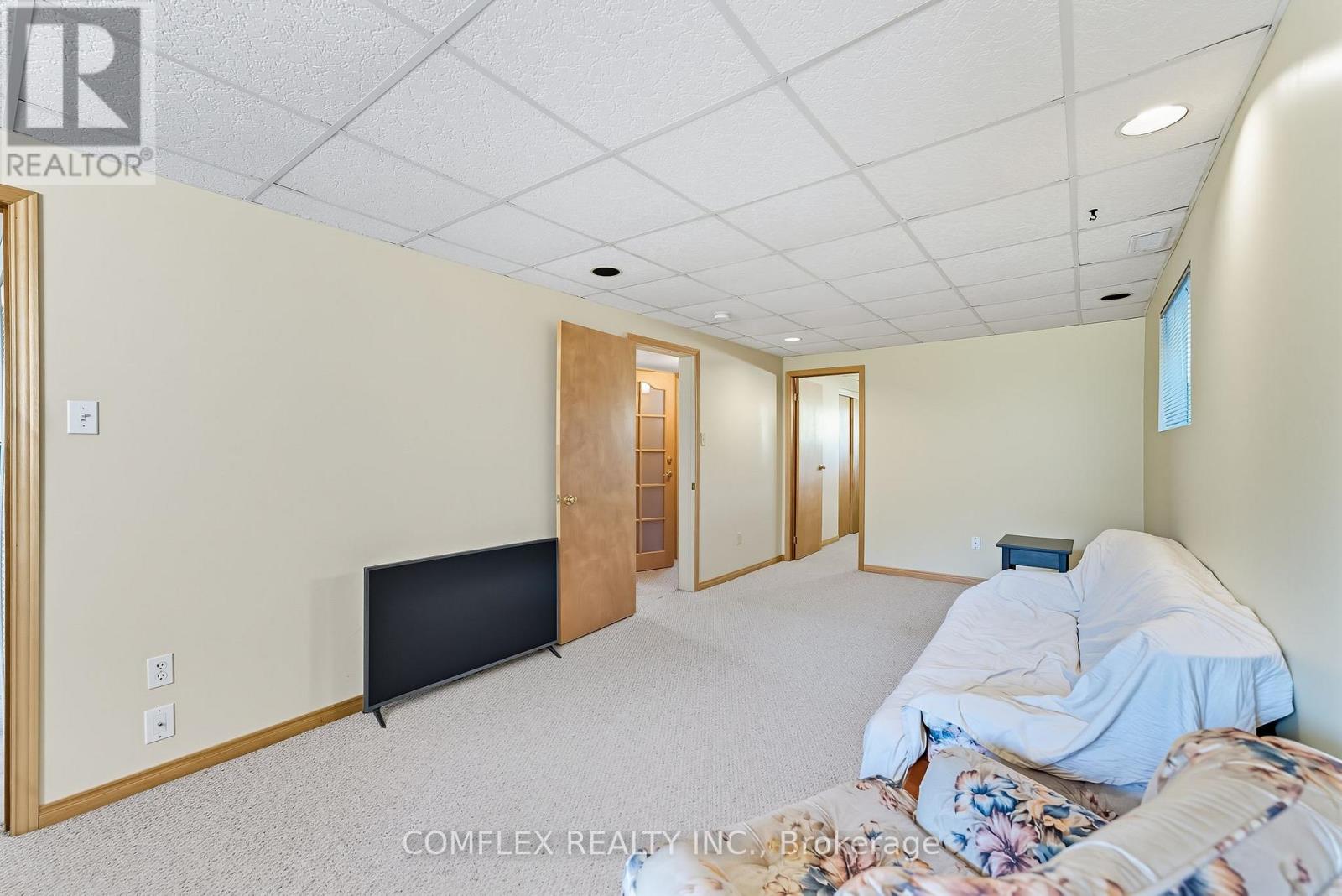 229 Middlefield Road, Peterborough (Ashburnham Ward 4), Ontario  K9J 8H4 - Photo 31 - X12408723