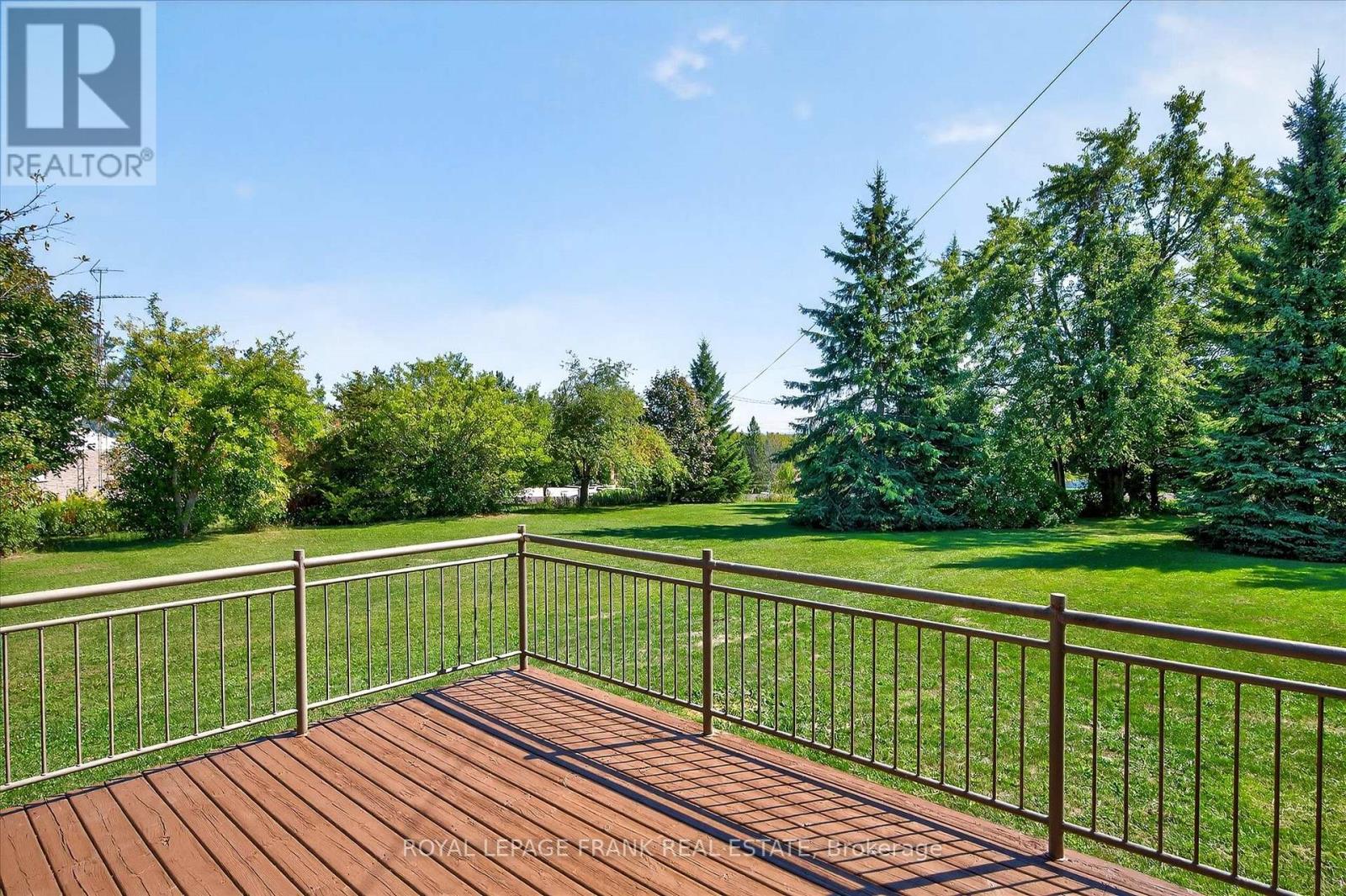 549 Bissview Avenue, Selwyn, Ontario  K9J 6X4 - Photo 42 - X12409035