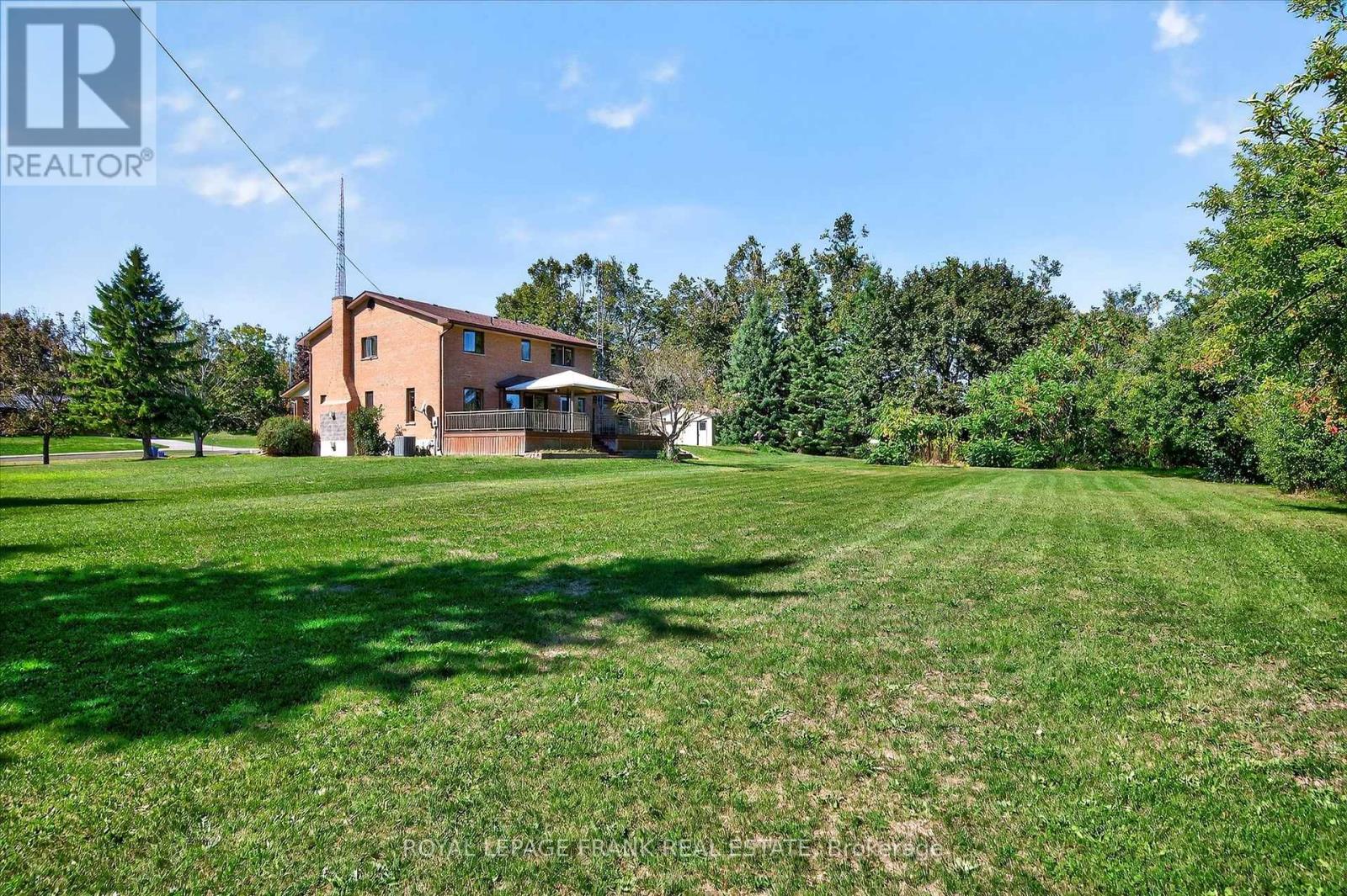 549 Bissview Avenue, Selwyn, Ontario  K9J 6X4 - Photo 46 - X12409035