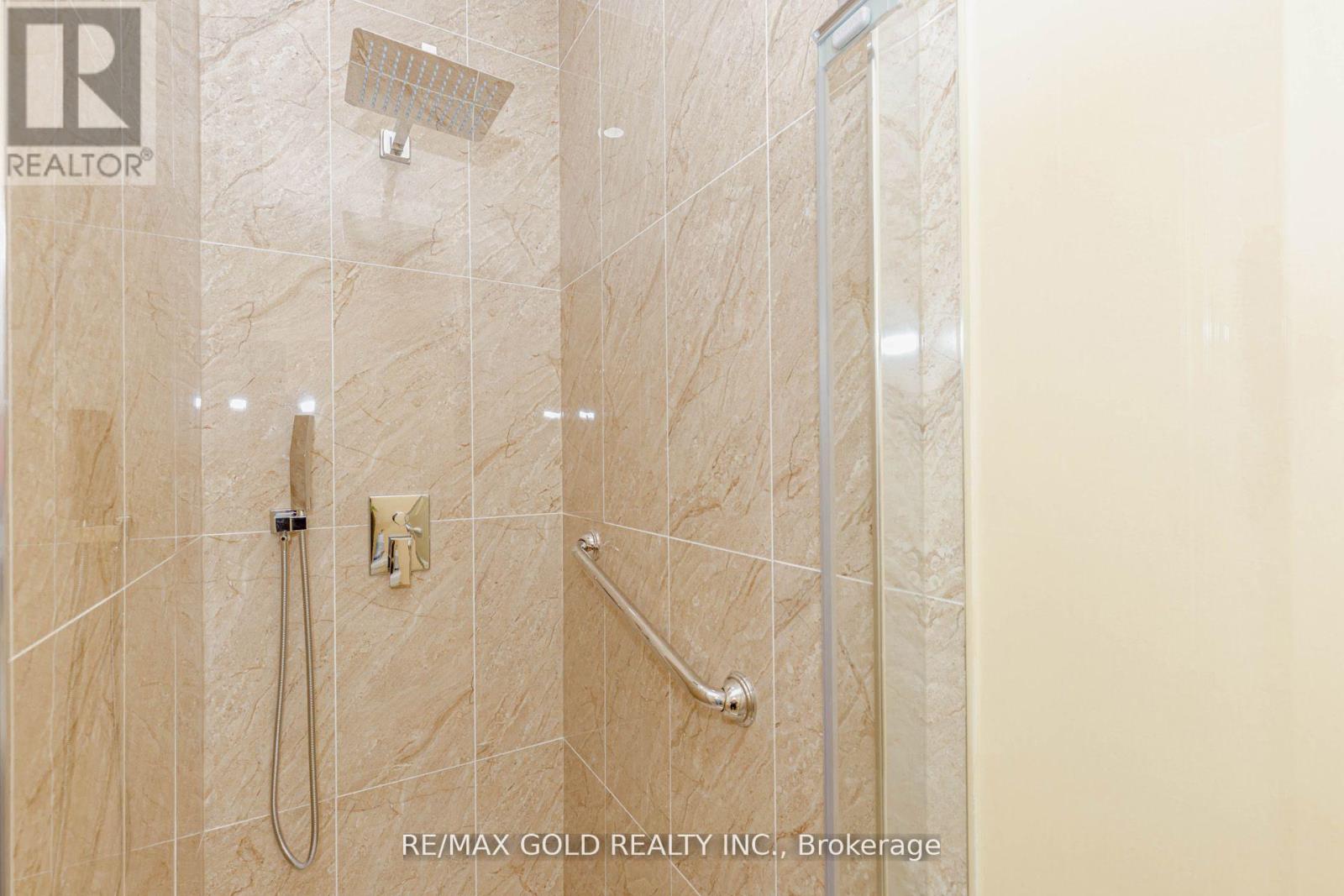 1554 Bruny Avenue, Pickering (Duffin Heights), Ontario  L0A 1G0 - Photo 19 - E12409029