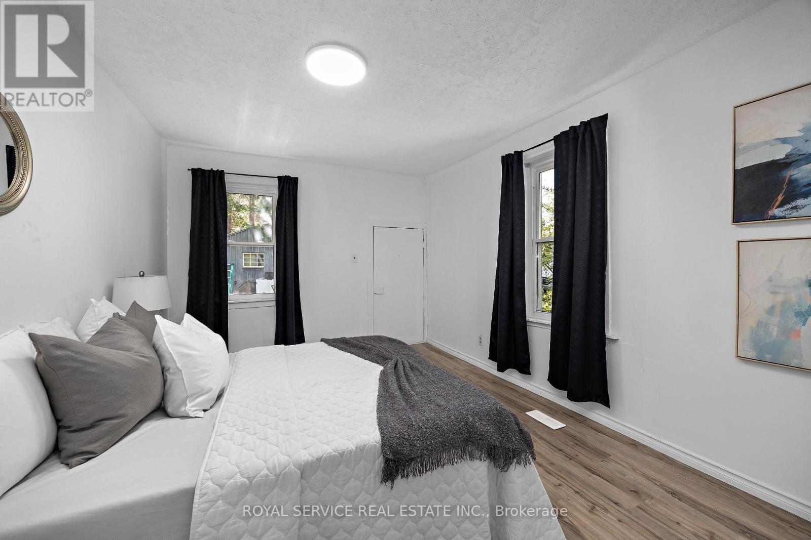 73 King Street W, Cavan Monaghan (Millbrook Village), Ontario  L0A 1G0 - Photo 21 - X12409188