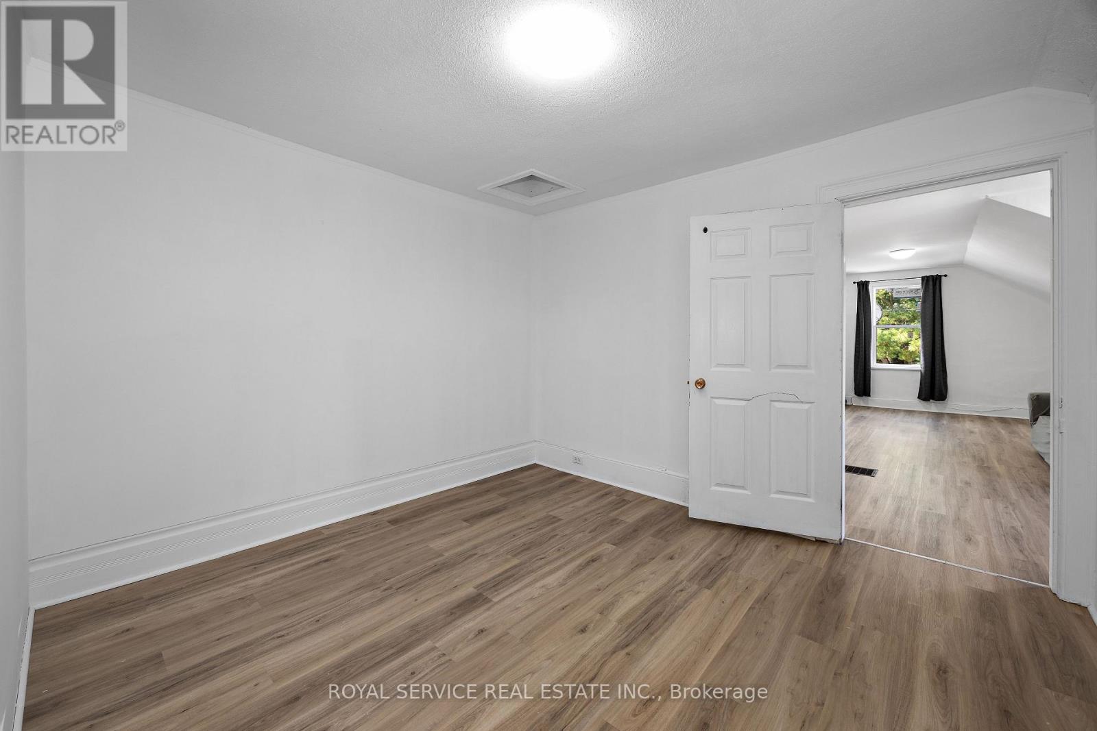 73 King Street W, Cavan Monaghan (Millbrook Village), Ontario  L0A 1G0 - Photo 35 - X12409188