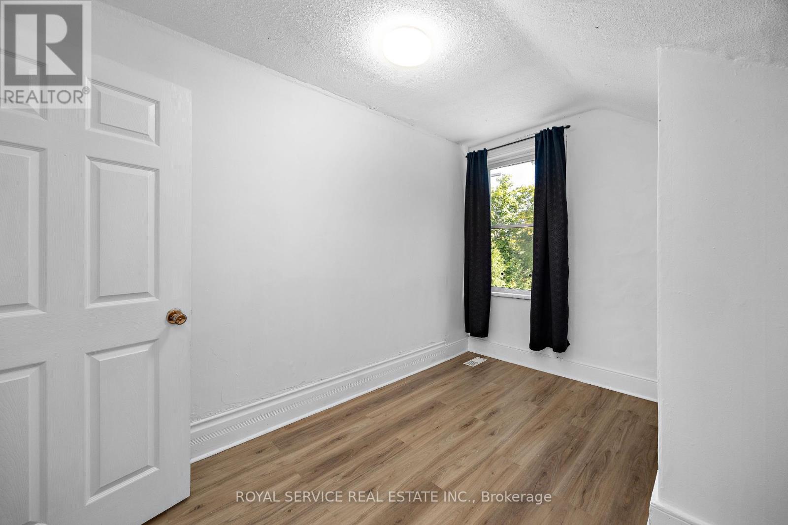 73 King Street W, Cavan Monaghan (Millbrook Village), Ontario  L0A 1G0 - Photo 37 - X12409188