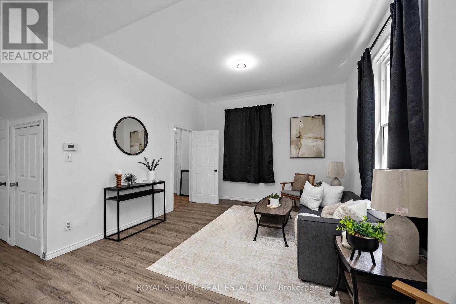 73 King Street W, Cavan Monaghan (Millbrook Village), Ontario  L0A 1G0 - Photo 7 - X12409188