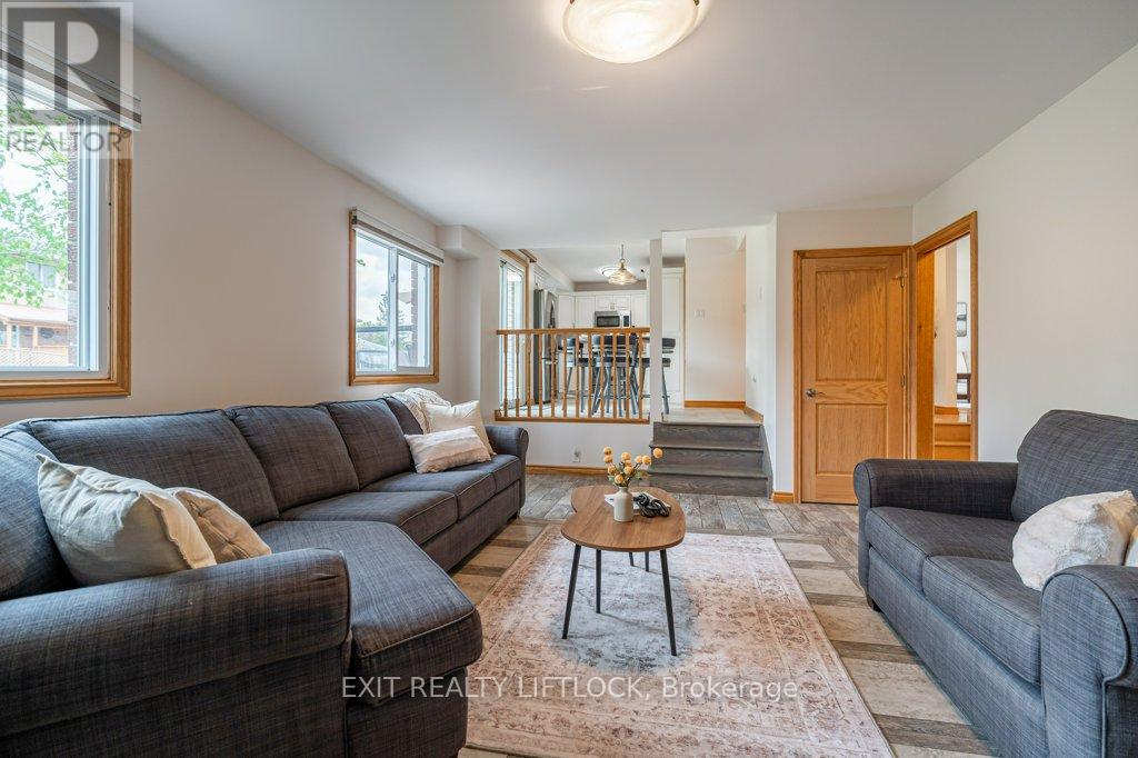 38 Clearview Court, Peterborough (Monaghan Ward 2), Ontario  K9K 2A3 - Photo 18 - X12409192