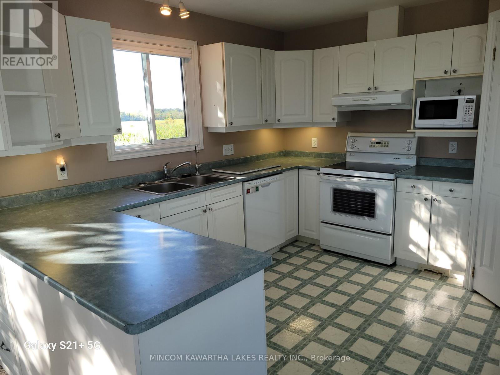 1974 Selwyn Road, Selwyn, Ontario  K0L 2H0 - Photo 8 - X12409320