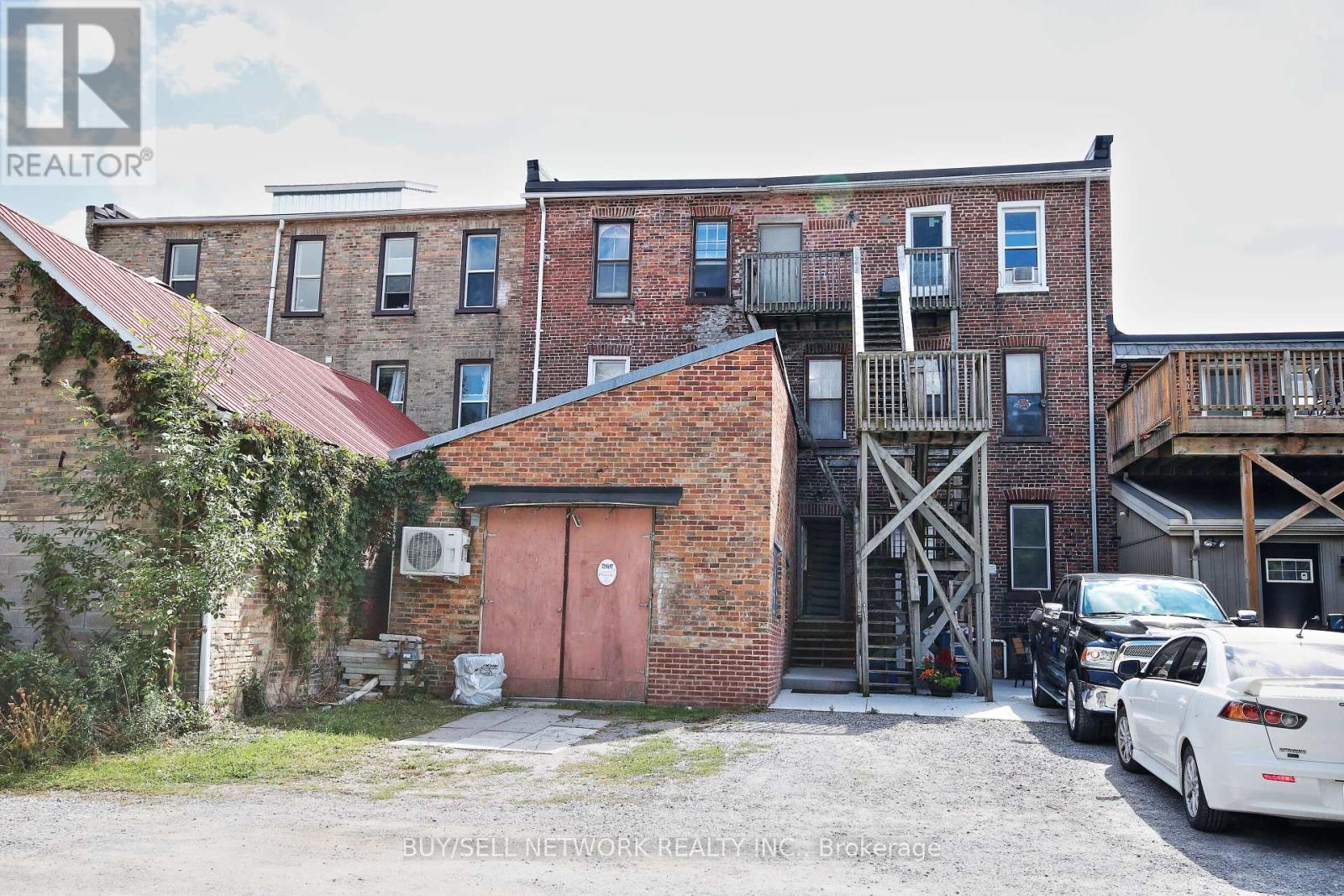 28 King Street E, Cavan Monaghan (Millbrook Village), Ontario  L0A 1G0 - Photo 7 - X12409346
