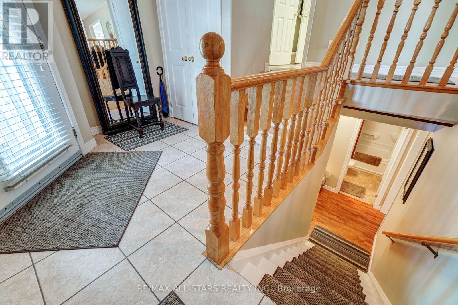 45 Lori Boulevard, Kawartha Lakes (Lindsay), Ontario  K9V 6B6 - Photo 25 - X12409390