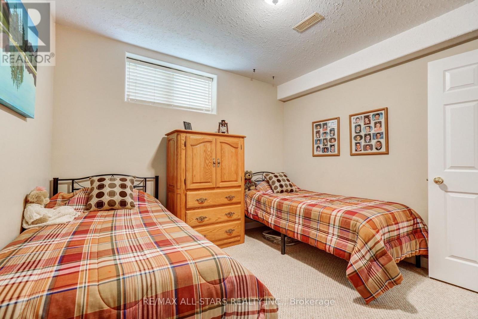 45 Lori Boulevard, Kawartha Lakes (Lindsay), Ontario  K9V 6B6 - Photo 31 - X12409390