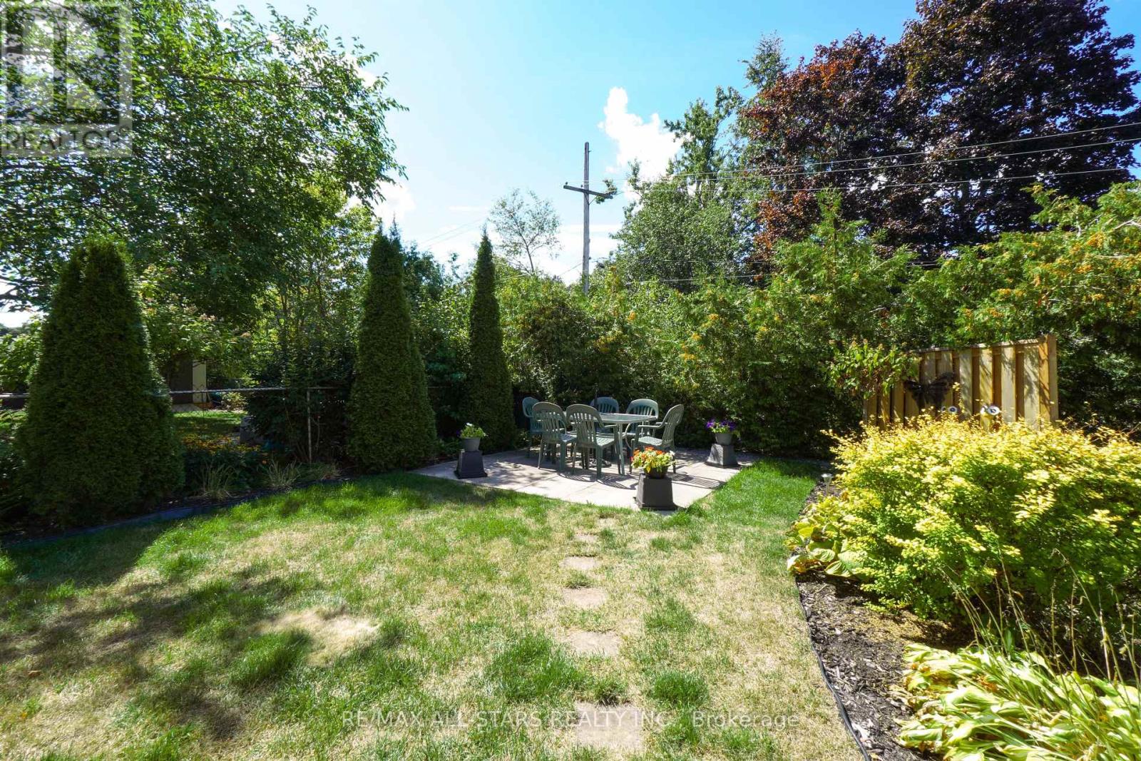 45 Lori Boulevard, Kawartha Lakes (Lindsay), Ontario  K9V 6B6 - Photo 38 - X12409390