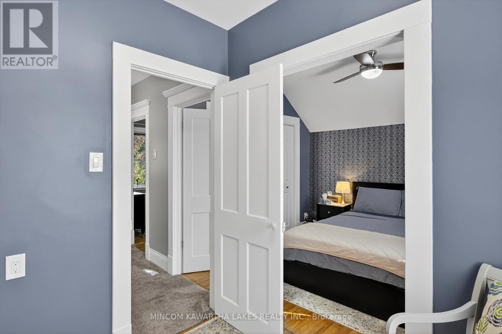 644 Lundys Lane, Peterborough (Otonabee Ward 1), Ontario  K9J 4J8 - Photo 25 - X12409585