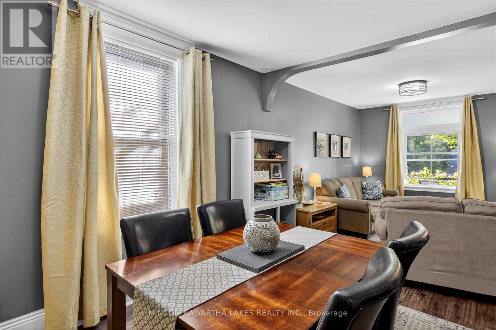 644 Lundys Lane, Peterborough (Otonabee Ward 1), Ontario  K9J 4J8 - Photo 6 - X12409585