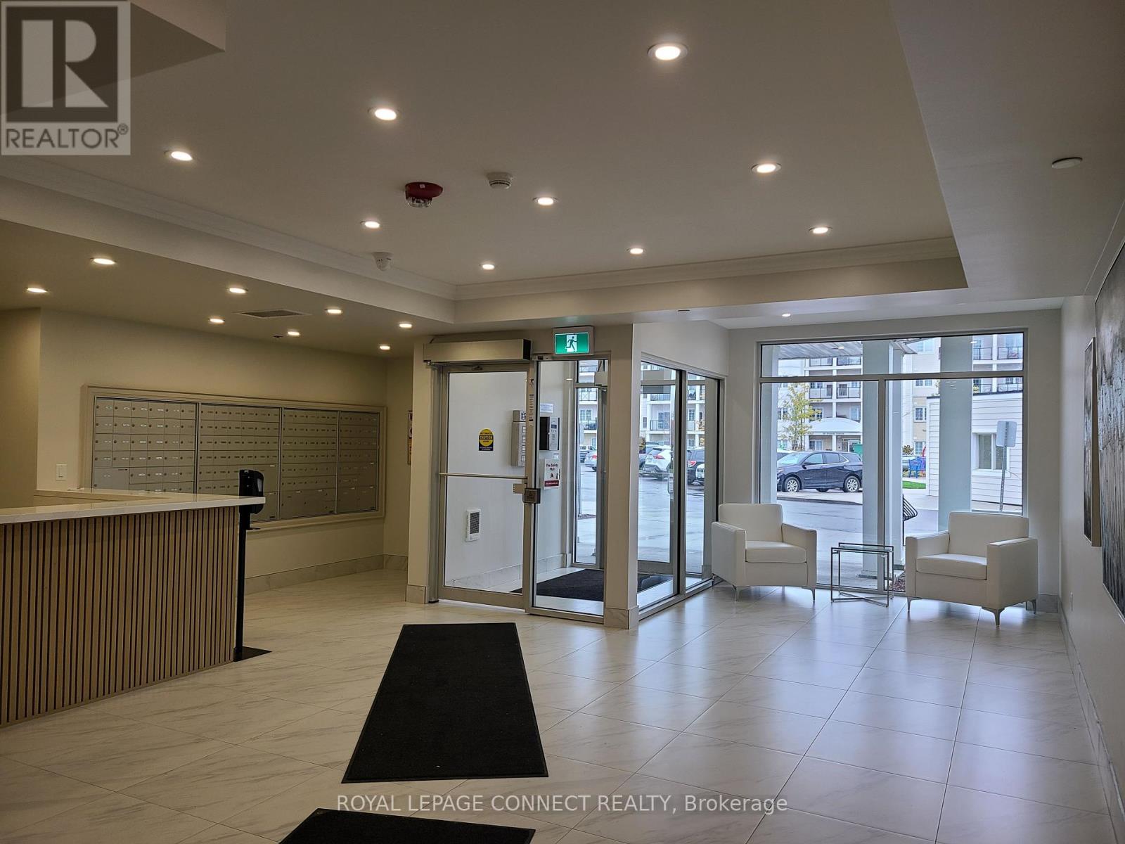 129 - 50 Lakebreeze Drive, Clarington (Newcastle), Ontario  L1B 0V9 - Photo 3 - E12409715