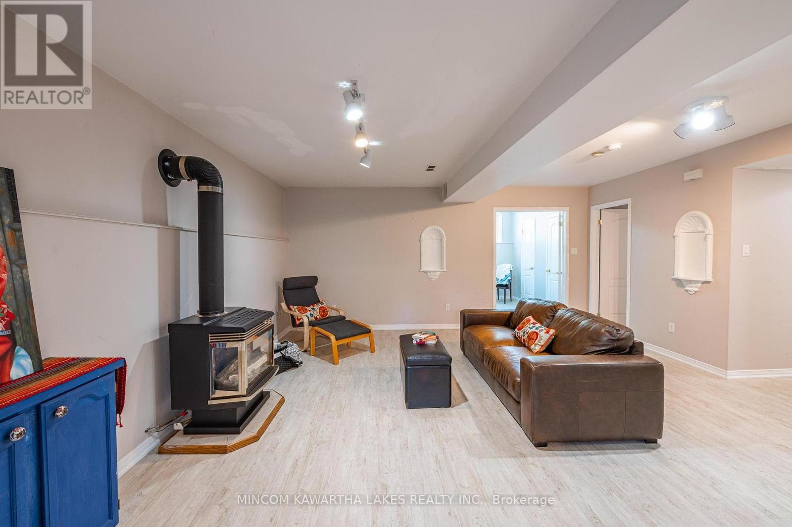 850 Hemlock Street, Peterborough (Northcrest Ward 5), Ontario  K9H 7P2 - Photo 26 - X12409772