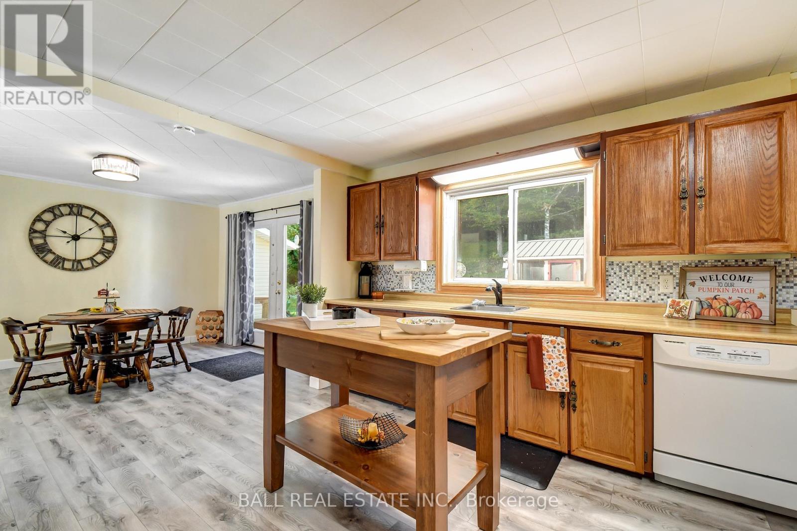 27437 Highway 62, Bancroft (Dungannon Ward), Ontario  K0L 1C0 - Photo 14 - X12409942