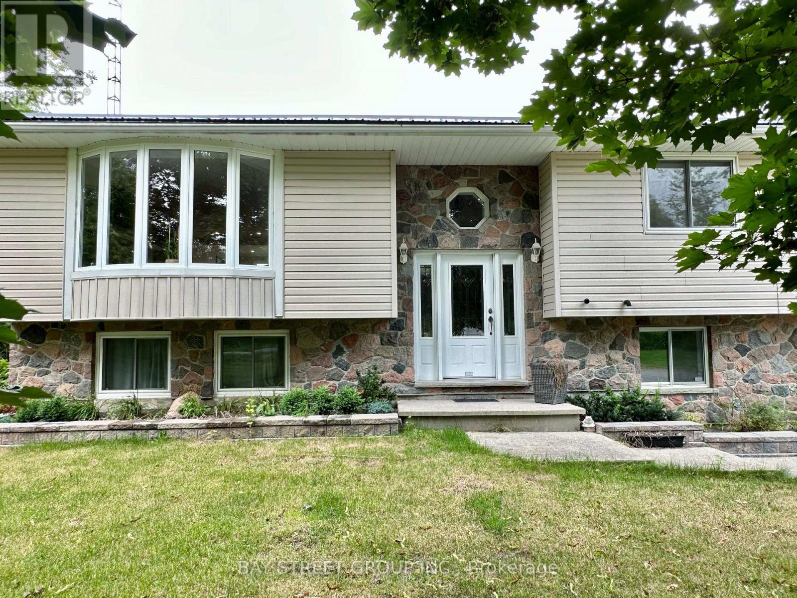 5173 Rice Lake Drive N, Hamilton Township (Bewdley), Ontario  K0L 1E0 - Photo 5 - X12409744