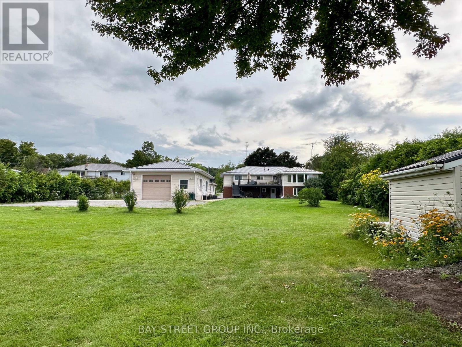 5173 Rice Lake Drive N, Hamilton Township (Bewdley), Ontario  K0L 1E0 - Photo 8 - X12409744