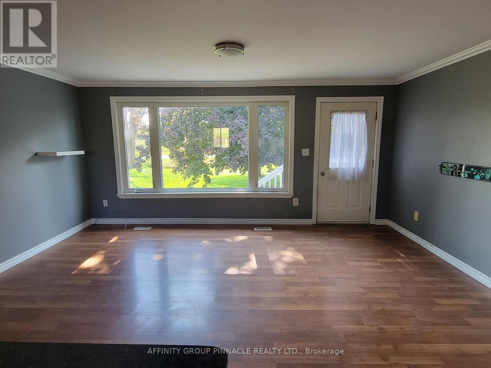 695 Ski Hill Road, Kawartha Lakes (Manvers), Ontario  L0A 1A0 - Photo 12 - X12410470